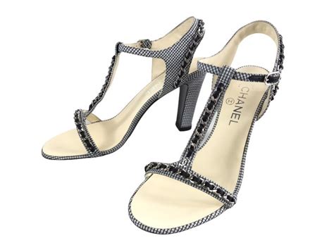 Sandali Chanel in Pelle Argentato taglia 39 EU 